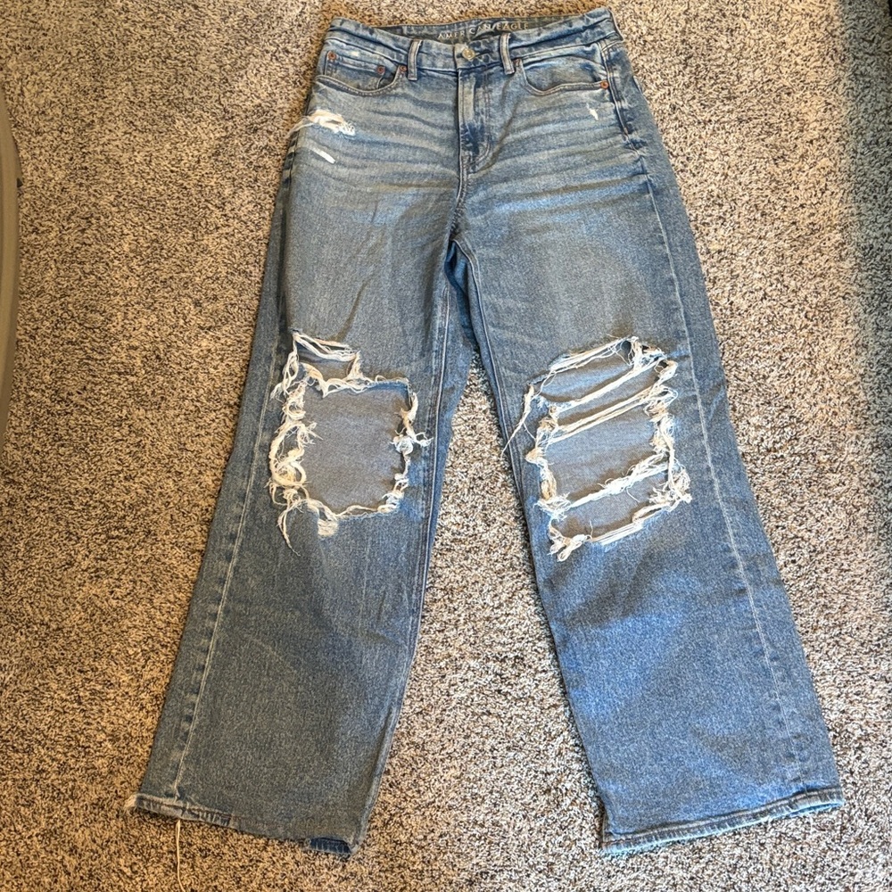 American Eagle Distressed Blue Jeans
